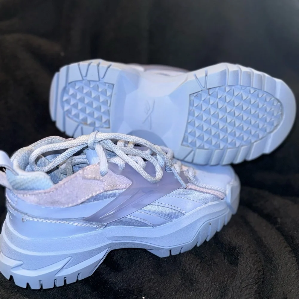 Reebok Club C Cardi V2 Kid's Size 10.5 Sneakers Running Shoes